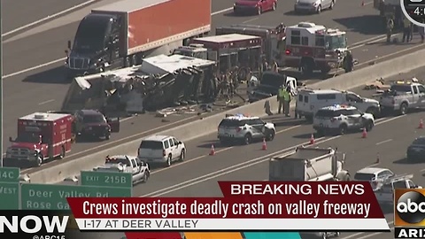 Deadly crash on I-17 in PHX creates heavy delays