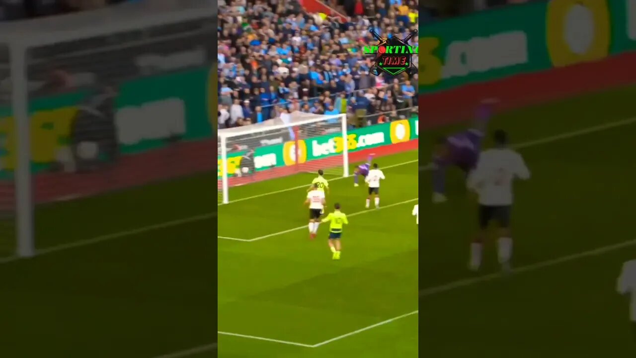 Erling Haaland is unstopable 🙂#premierleague #haaland #skill #viral #champion #viralshorts #video