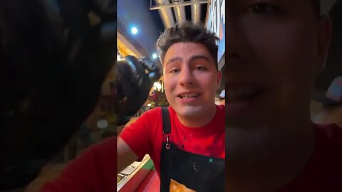 CEL MAI MARE SECRET LA BURGERUL OGURITAMICA #oguritamica #mancare #romania #food #mancaciosul