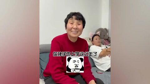 【每日笑星】皮皮在农村：东北姑娘变“互联网嘴替”，怼烦人亲戚堪比脱口秀