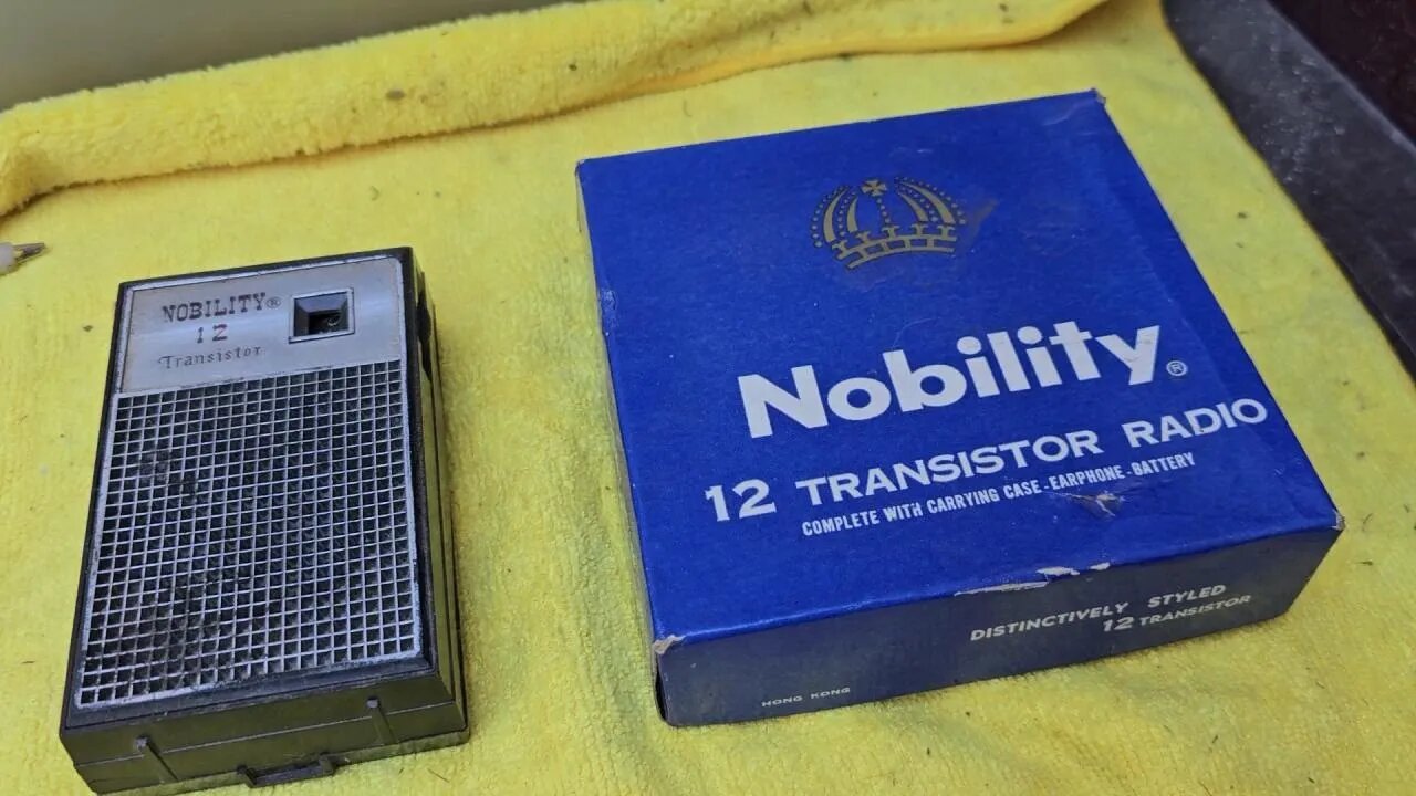 Nitemare Nobility 12 Transistor AM Pocket Radio Repair Fake Ass Novelty Radio