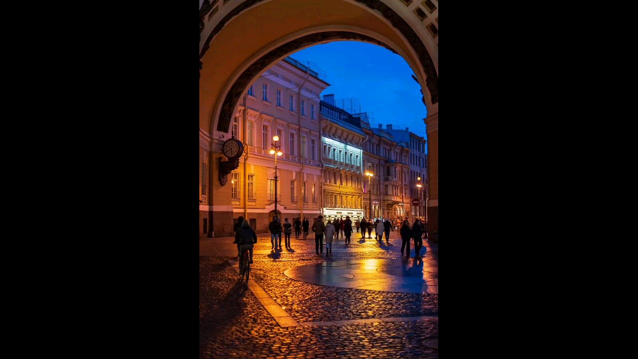 Evening atmosphere of Palace Square