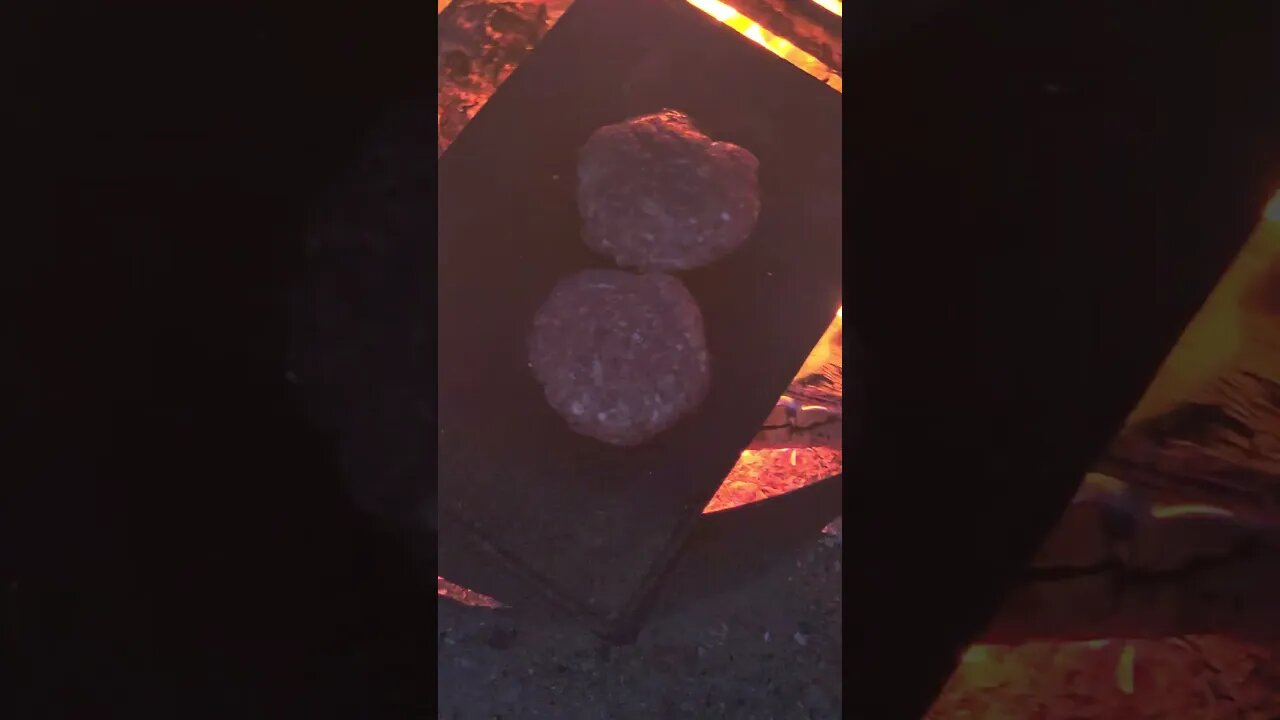 cooking Burgers on the campfire #camping #campingactivities #food #burger #hamburger