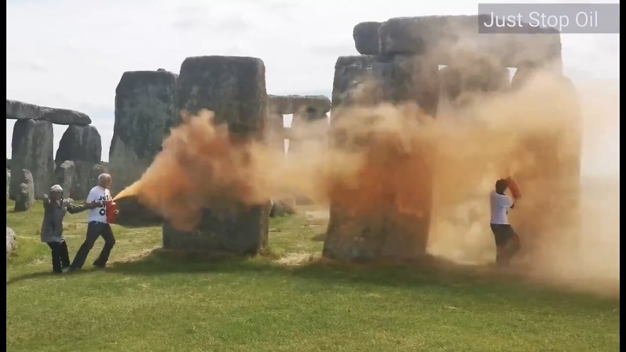 Eco Terrorists Desecrate Stonehenge In Orange Paint