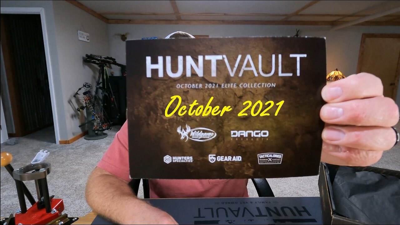 Huntvault Elite Oct 2021 Unboxing