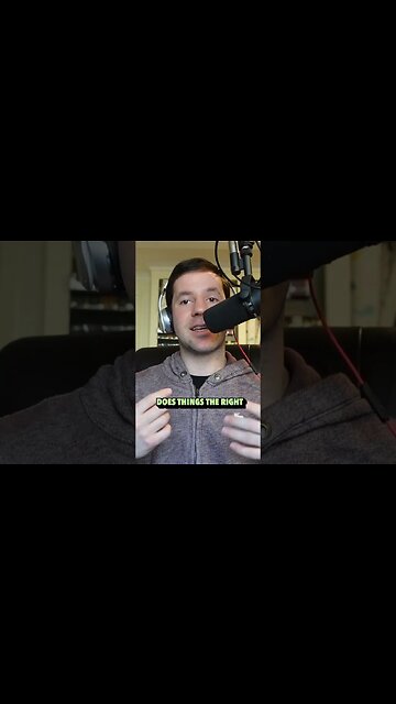 Lifting with bad form will catch up to you! #weightlifting #trainingtips #trainsmart