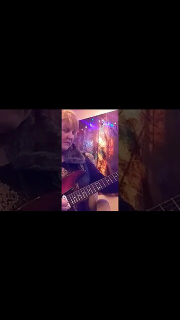 Sweet Child O' Mine- Guns N Roses guitar solo by Cari Dell female lead guitarist
