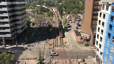 Jovem faz timelapse durante protesto Black Live Matter