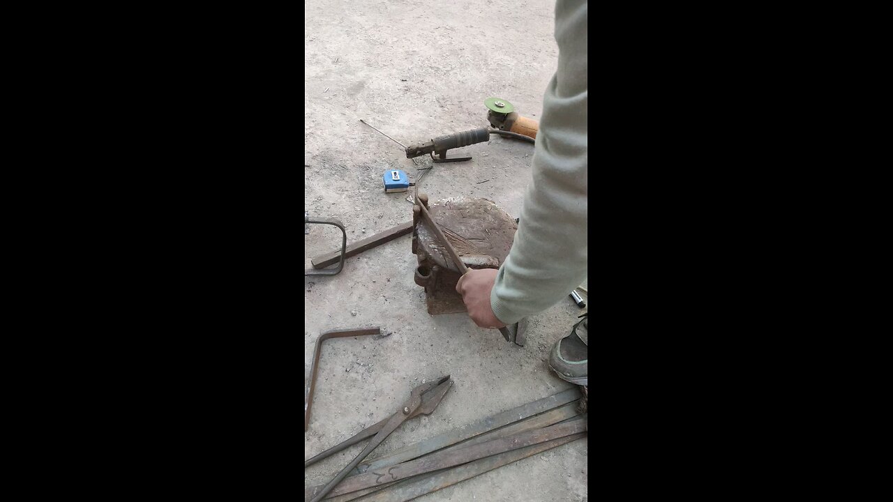Ola scooty charger stand