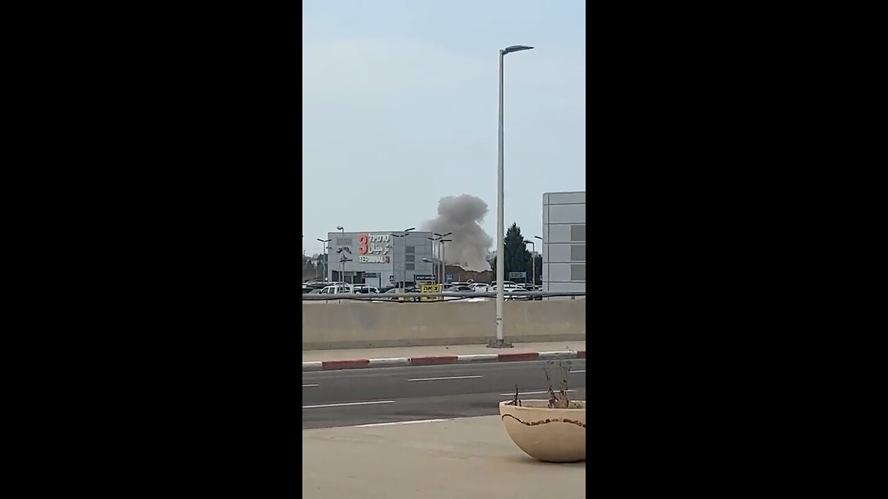 Reportedly, rockets fired from Gaza have hit area of Ben Gurion International Airport in Israel