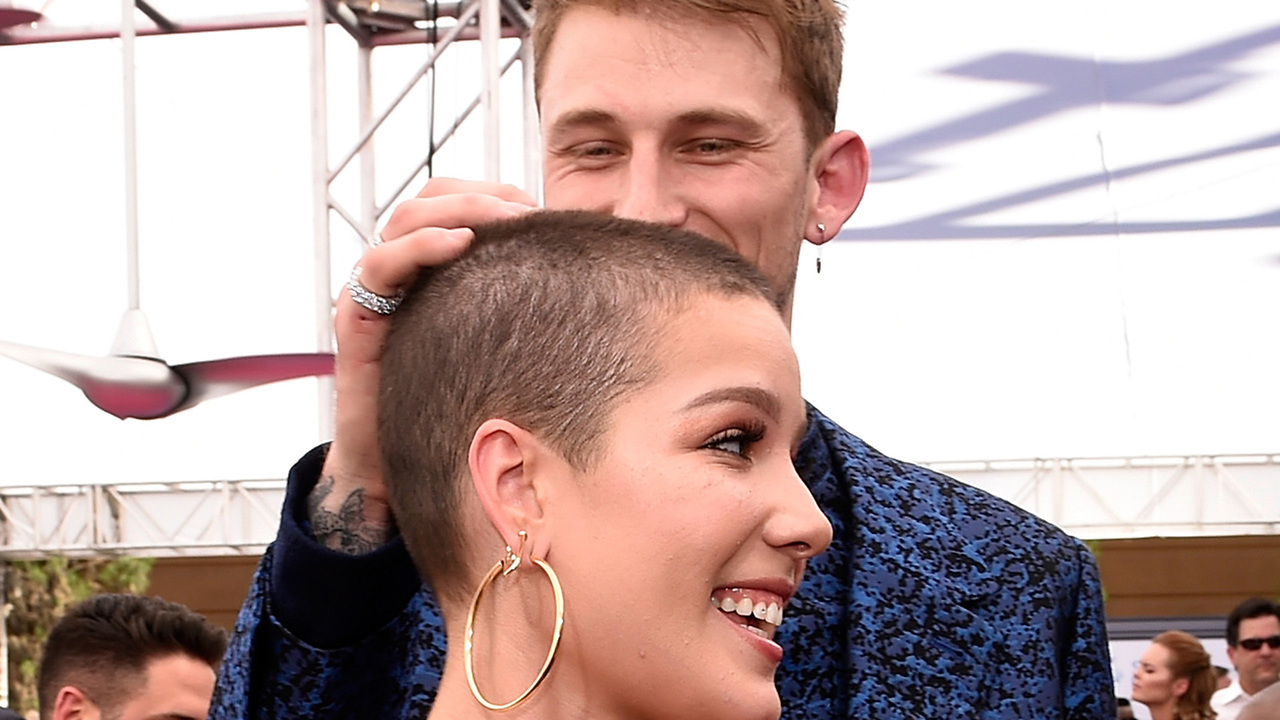 Halsey CHEATED On G-Eazy With MGK!