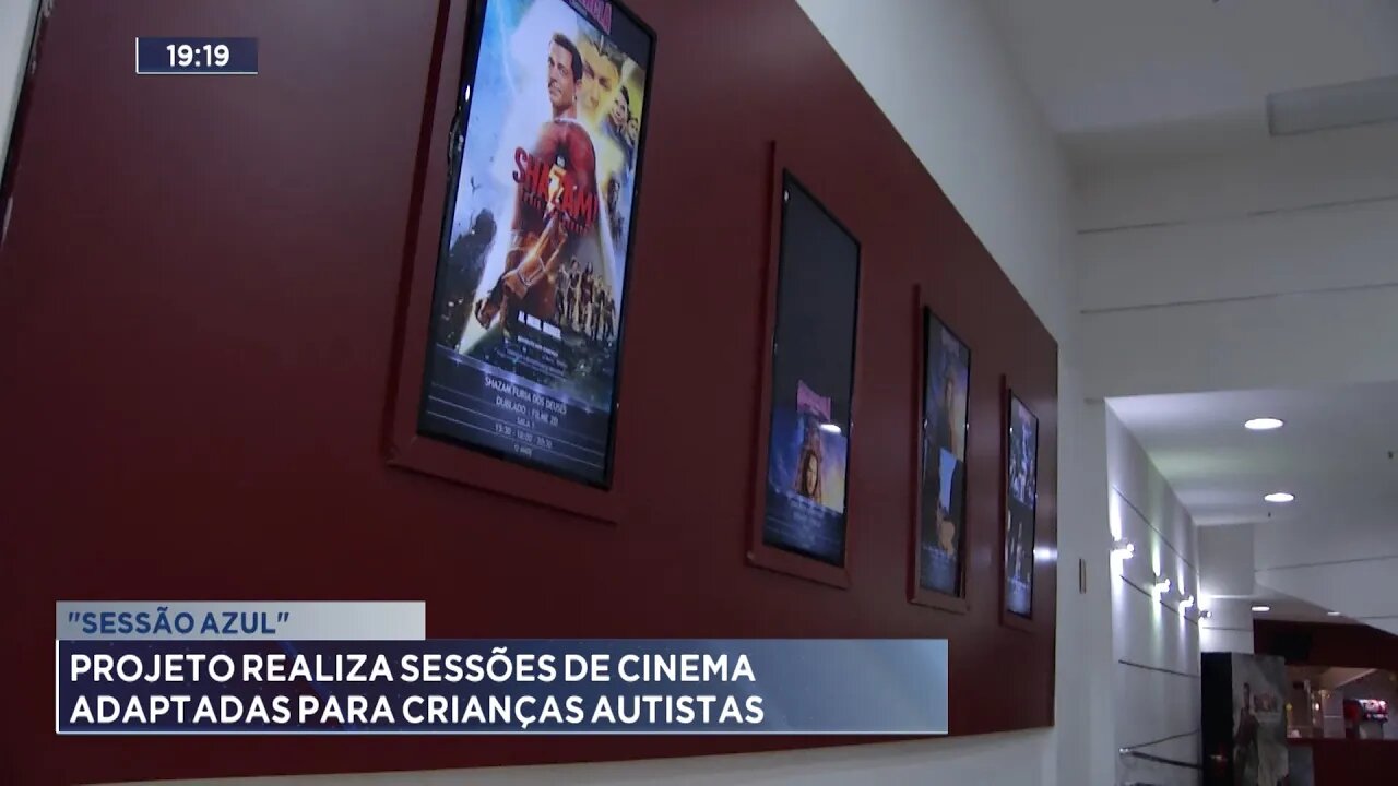 Sessão Azul: Projeto Realiza Sessões de Cinema Adaptadas para Crianças Autistas.