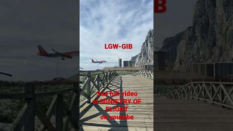 Beautiful touchdowns! 4 quick shots of Planes Landing at Gibraltar International #shorts