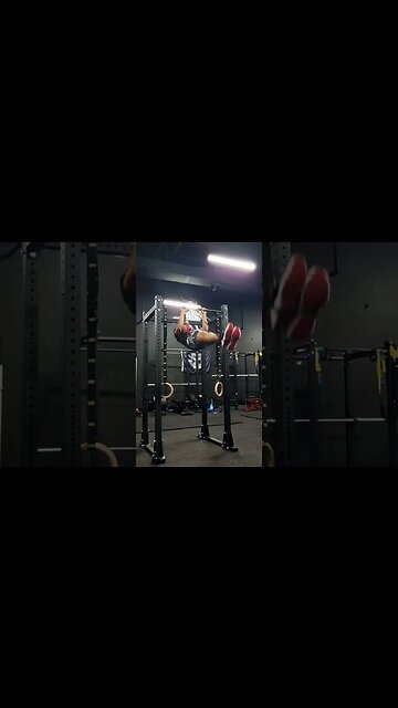 Build your FRONT LEVER with these !!! #shorts #calisthenics #bodyweightworkout