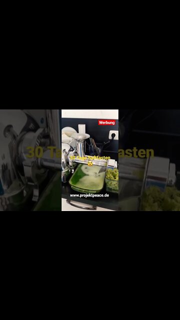 Selleriesaft machen mit dem besten Entsafter der Welt - Angel Juicer 7500