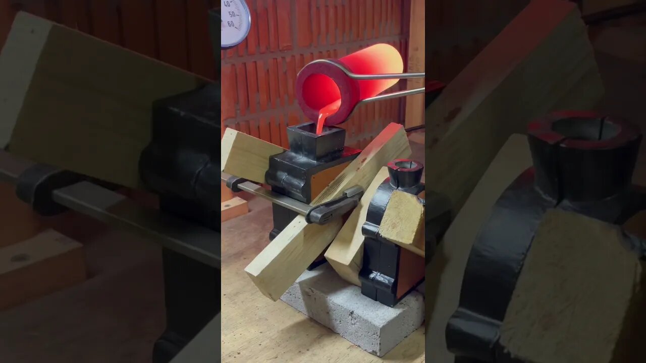 š„Amazing Metal Castingš„ #pouring #silver #sandcasting #rings