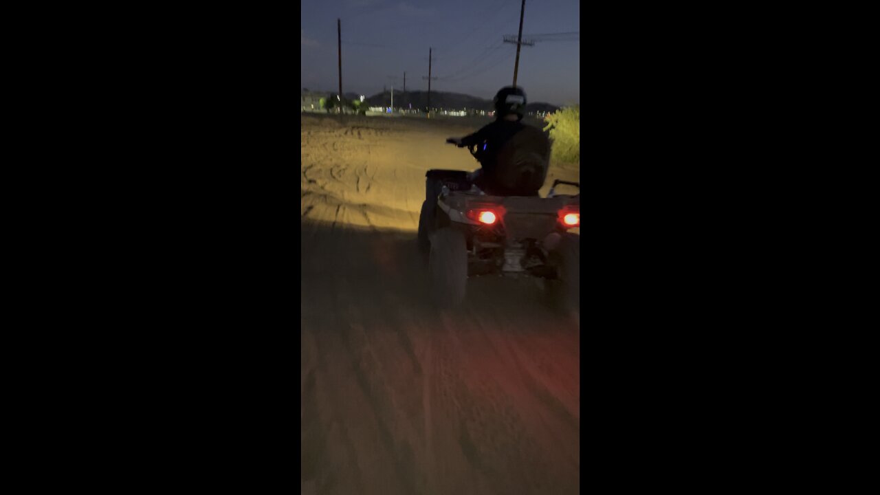 DONUTS ON A QUAD BIKE FAIL