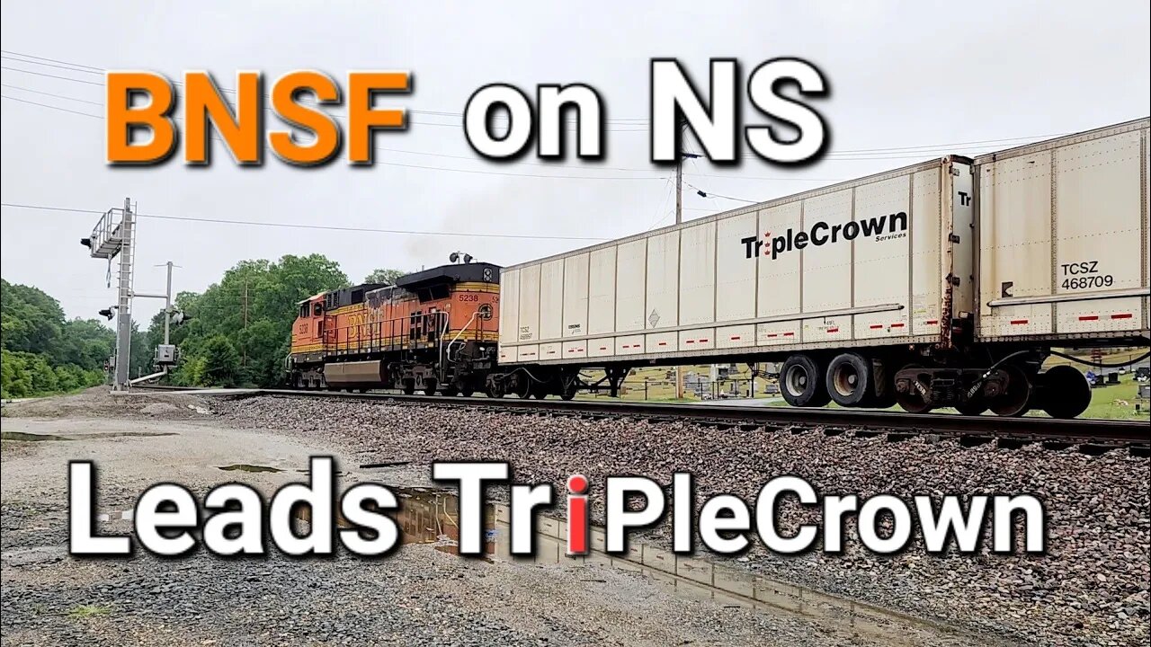 NS Triplecrown RoadRailer Peru Indiana