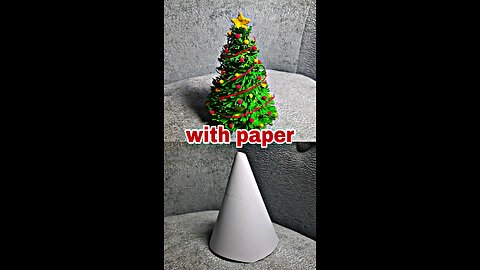 how to make Christmas tree using paper