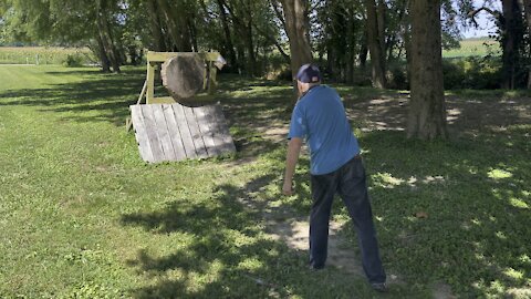 Rich Pierce throwing a Hawk