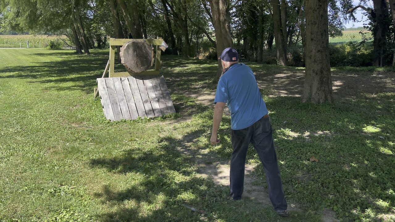 Rich Pierce throwing a Hawk