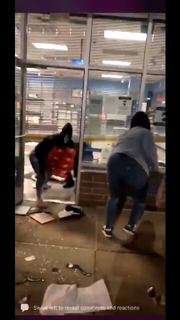 WATCH: Looters Sprint Out of Store with Arm Loads of Stolen Goods in Brooklyn Center