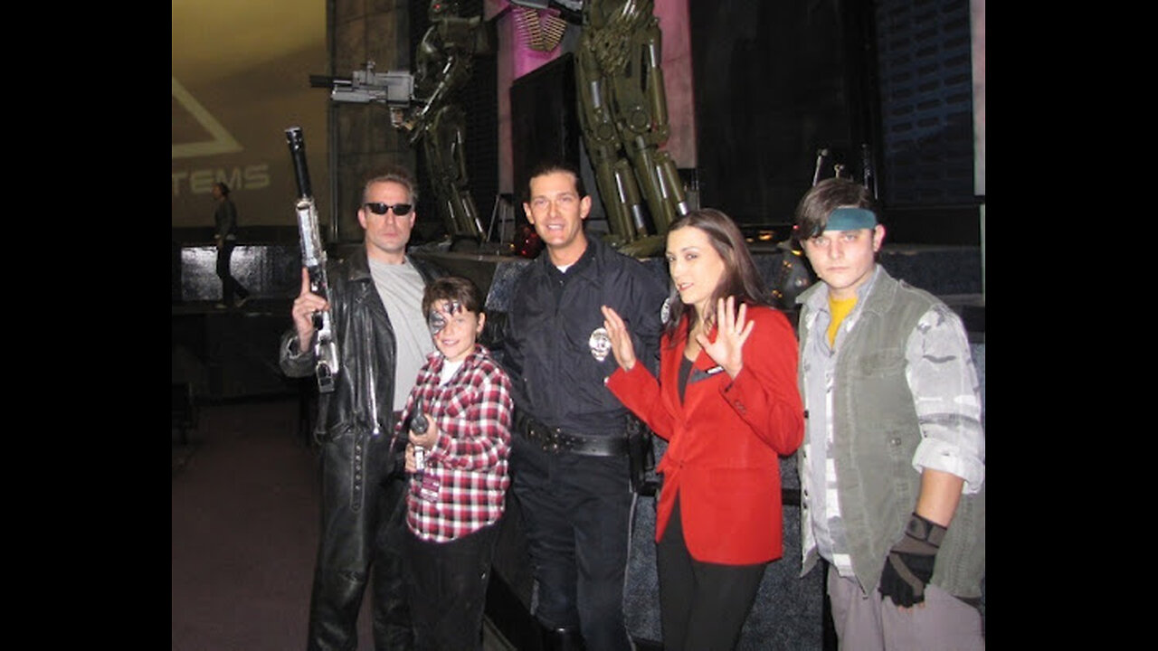 Terminator 2:3D Live Actors