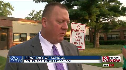 Bellevue professionals welcome Bellaire Elementary students back to school