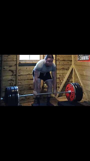 195 Kgs Paused Deadlift