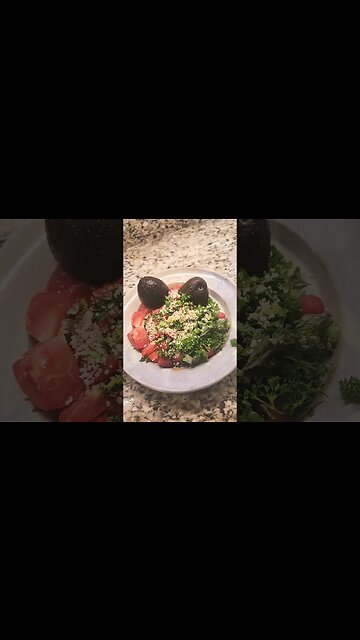 I Have Only Been Eating Salad For Dinner For 20 Years #salad #shorts #rawfooddiet