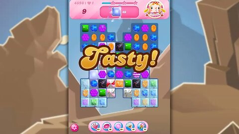 Candy Crush Level 4598 Talkthrough, 23 Moves 0 Boosters