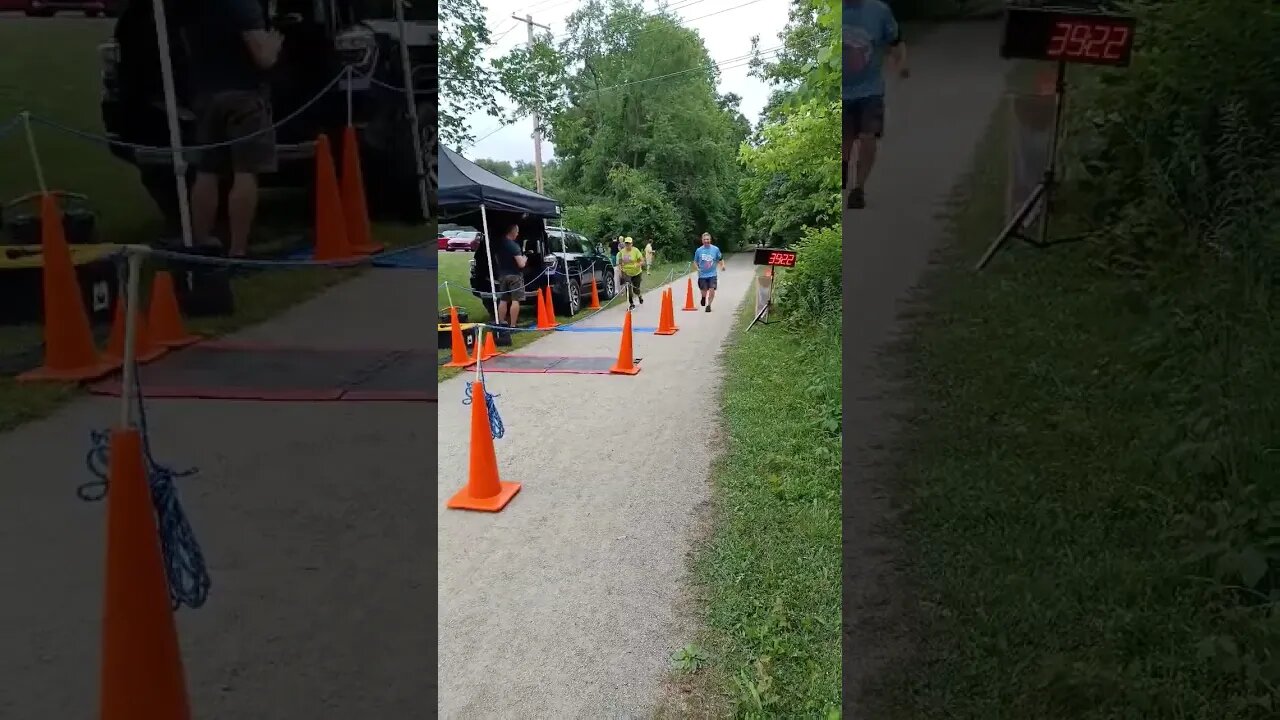 cheering runners #cheer #fyp #fypシ #viralvideo #viral #viralshort #runner #support #happy #help #fun