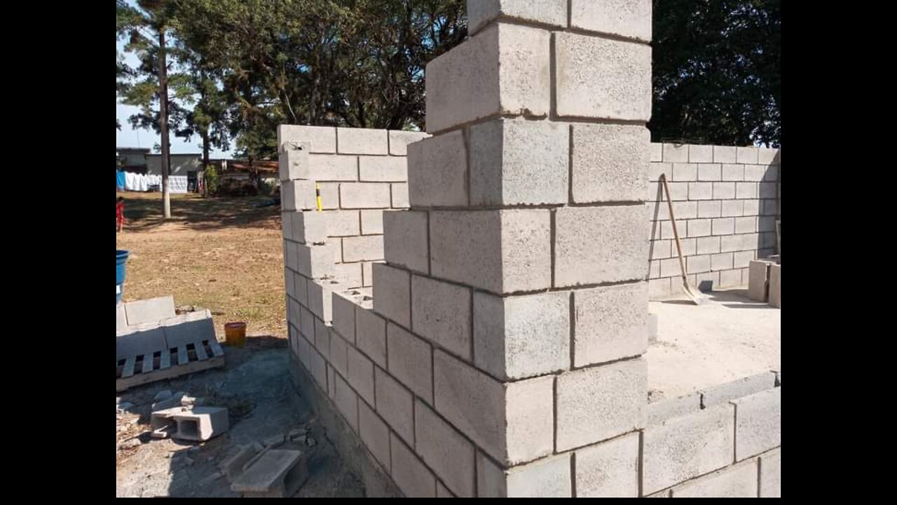manufacture of concrete artifacts