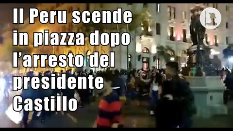 La gente in Peru é insorta dopo l'ennesimo golpe