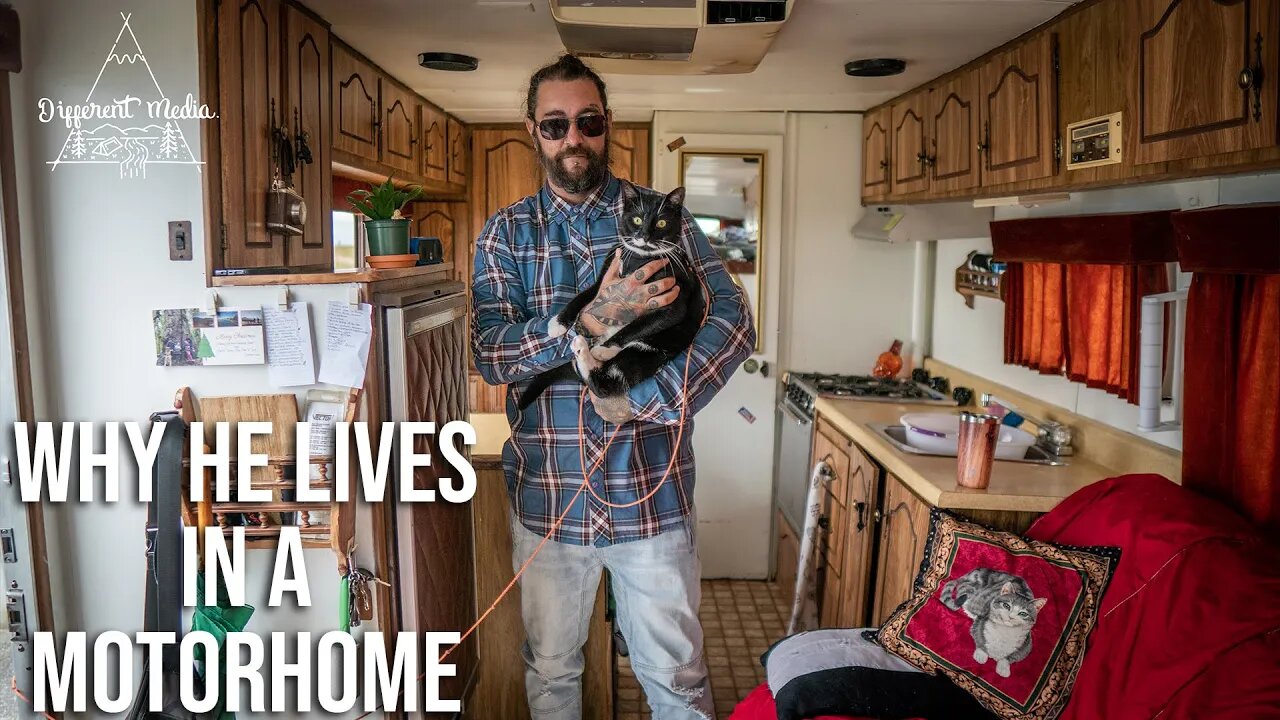 Man Lives Full time in RV and does Uber Eats for Money