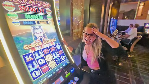 She Played High Limit Slots At Red Rock Las Vegas! ($1000 IN!!!)