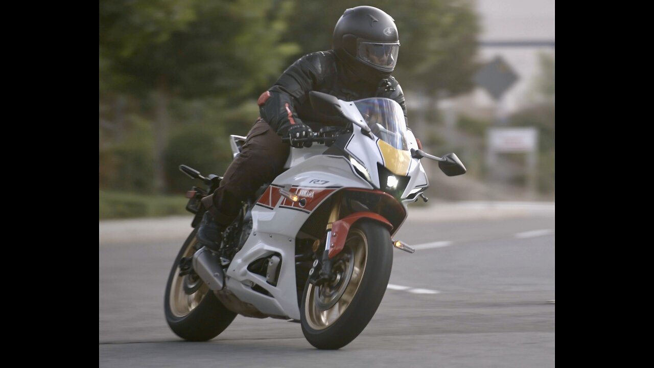 Is The R7 A Super-bike or Not? Full Yamaha R7 Review