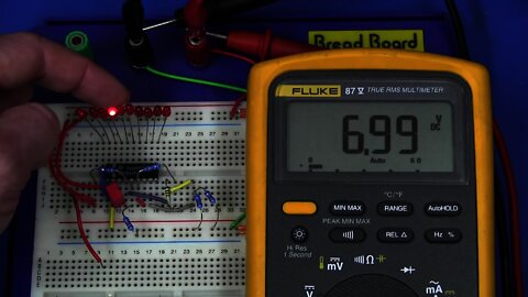 Designing a Li-Ion Battery Gauge with the LM3914 - EEVblog #204