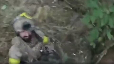 Ukrainian soldiers walking through the Kursk region attacked by Russian artillery and FPV drones