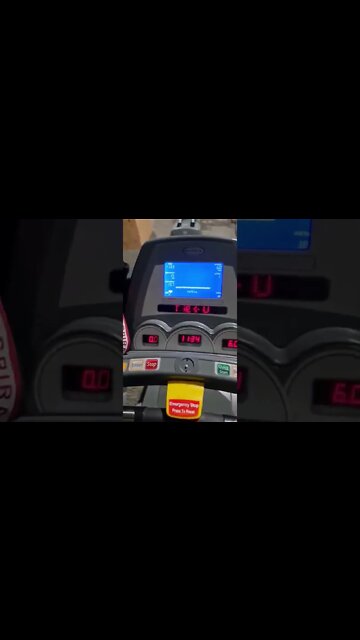 Let's #grind it. #gym day no. 9 on a #treadmill