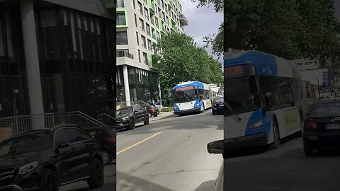Montréal new echo friendly electric bus #viralvideo #montreal
