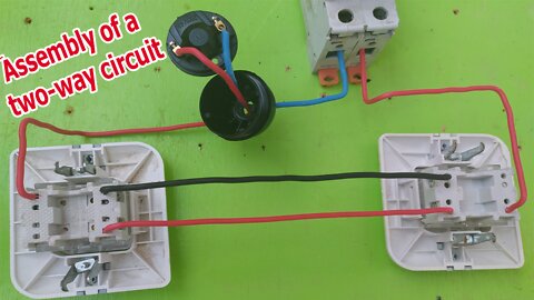 Assembly-of-a-two-way-circuit