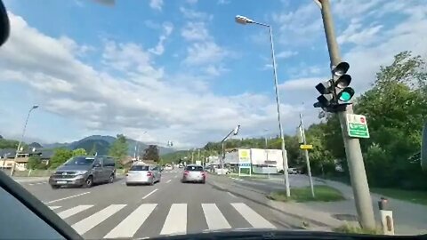 Highlight 58:58 – 1:03:55 von LIVE Driving and Discovering Austria: An Unforgettable European Adven