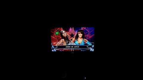 Layla Vs Naomi