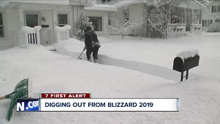 WNY neighbors brave the cold to dig out