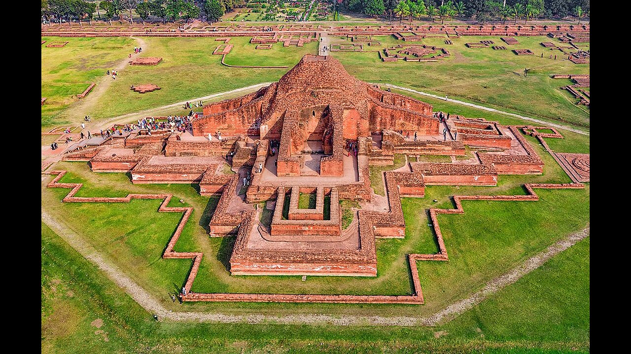 Pictures (relics) of aliens on Mahavihara "temple" in Bangladesh