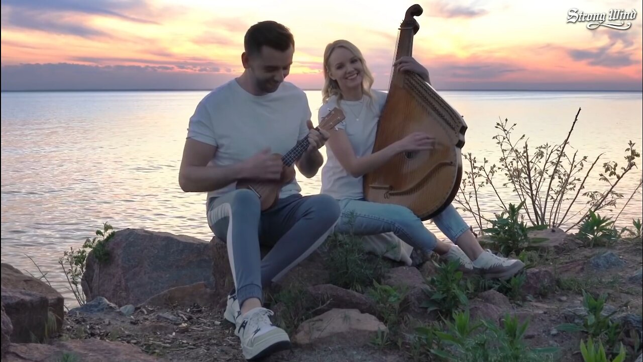 Somewhere Over The Rainbow - Bandura and Ukulele Cover