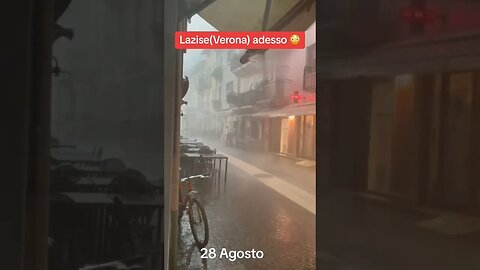 Lazise (VR):Temporale e raffiche a 60 km orari, vari danni #shorts #shortsfeed #shortsvideo