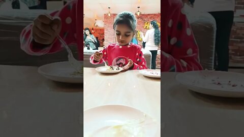 eating cake 🎂 #shorts