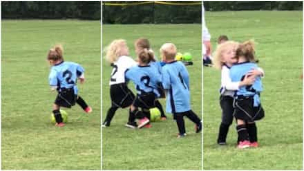 Un bacio e un abbraccio dall'avversario durante una partita